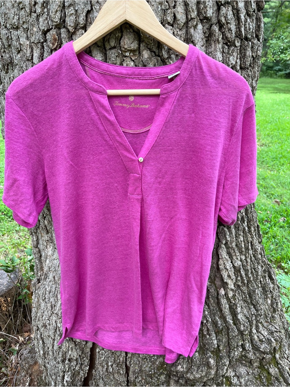 ⭐️Tommy Bahama Henley Blouse in size S